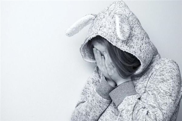 梦见婆婆去世了我大哭_人物篇_卜易居手机版