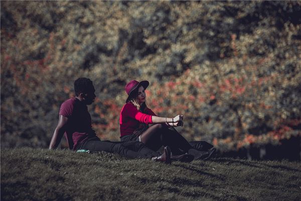 梦见自己有男朋友了预示着什么_人物篇_卜易居手机版