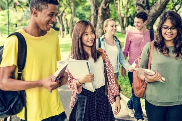 梦见以前的异性同学_人物篇_卜易居手机版