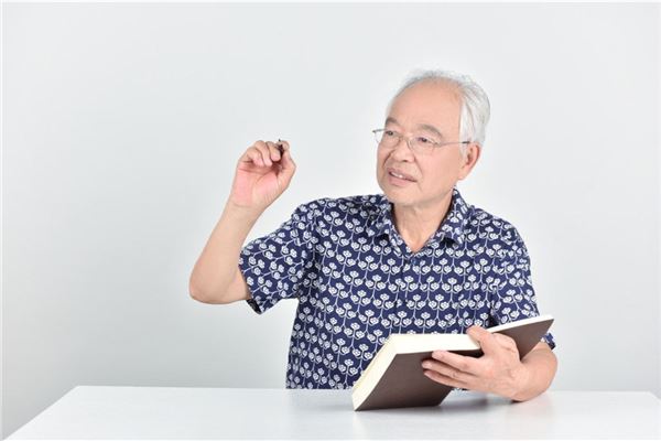 男人梦见自己白头发_身体篇_卜易居手机版