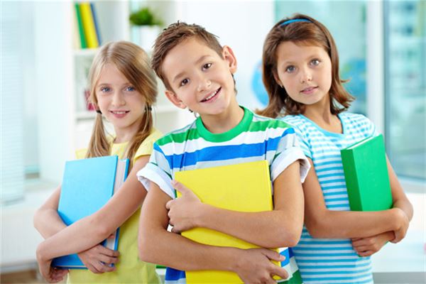 梦到小学同学男的_人物篇_卜易居手机版