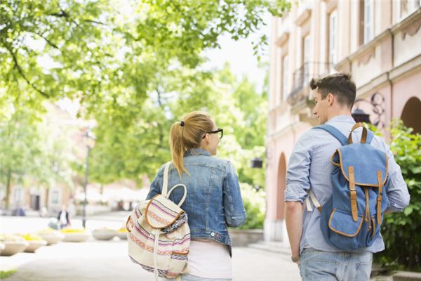 梦见别人被大学录取_人物篇_卜易居手机版