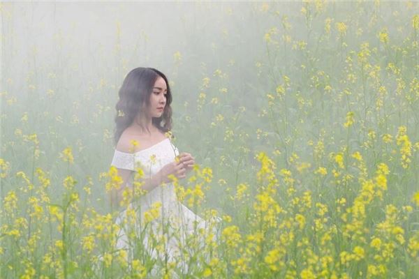 梦见女人下面什么预兆_人物篇_卜易居手机版