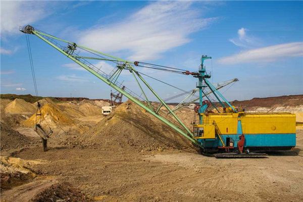 梦见挖土_做梦梦到挖土是什么意思_周公解梦大全查询手机版