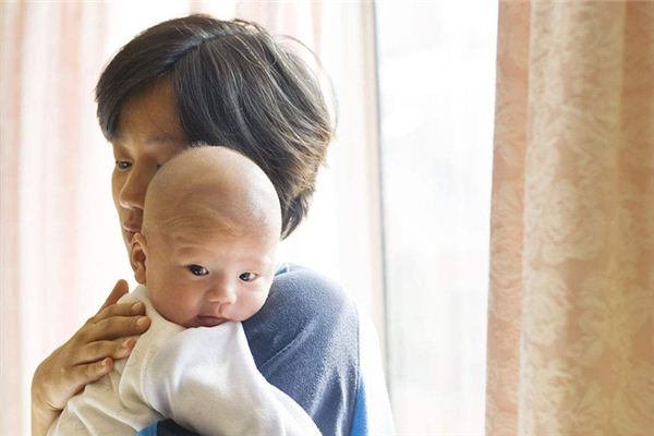梦见抱小孩_做梦梦到抱小孩是什么意思_周公解梦大全查询手机版