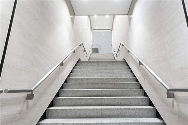 梦见楼道_做梦梦到楼道是什么意思_周公解梦大全查询手机版